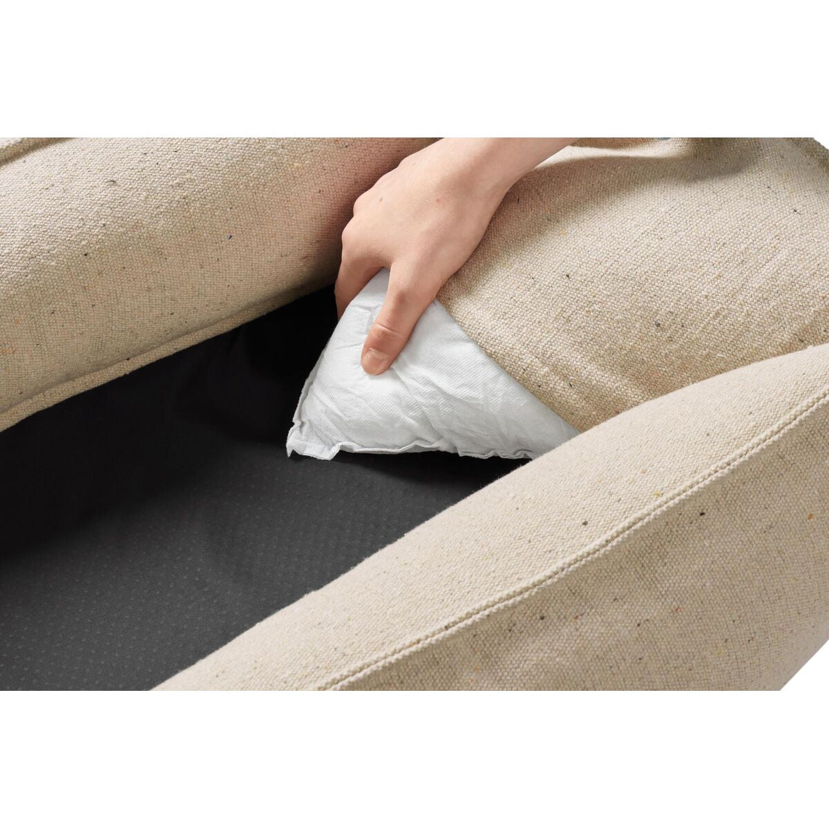 V2HCF16C2B42ECBBF5F132E8CE7251C387AR5574649P6