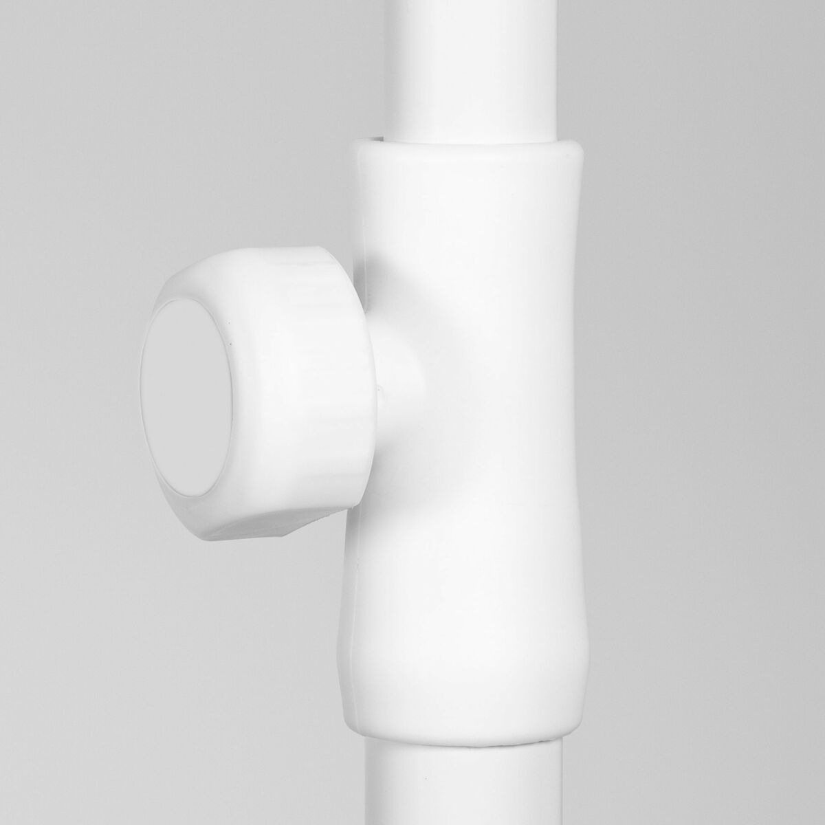 V5HC0F659787DE016B148C95285C4033ABFR6406107P5