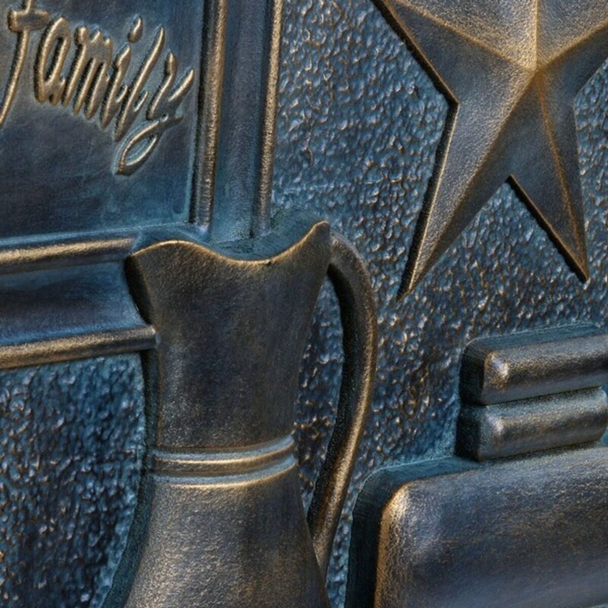 V10HBDAD2CDE7405902D19DF2B240666FCF9R4985158P3