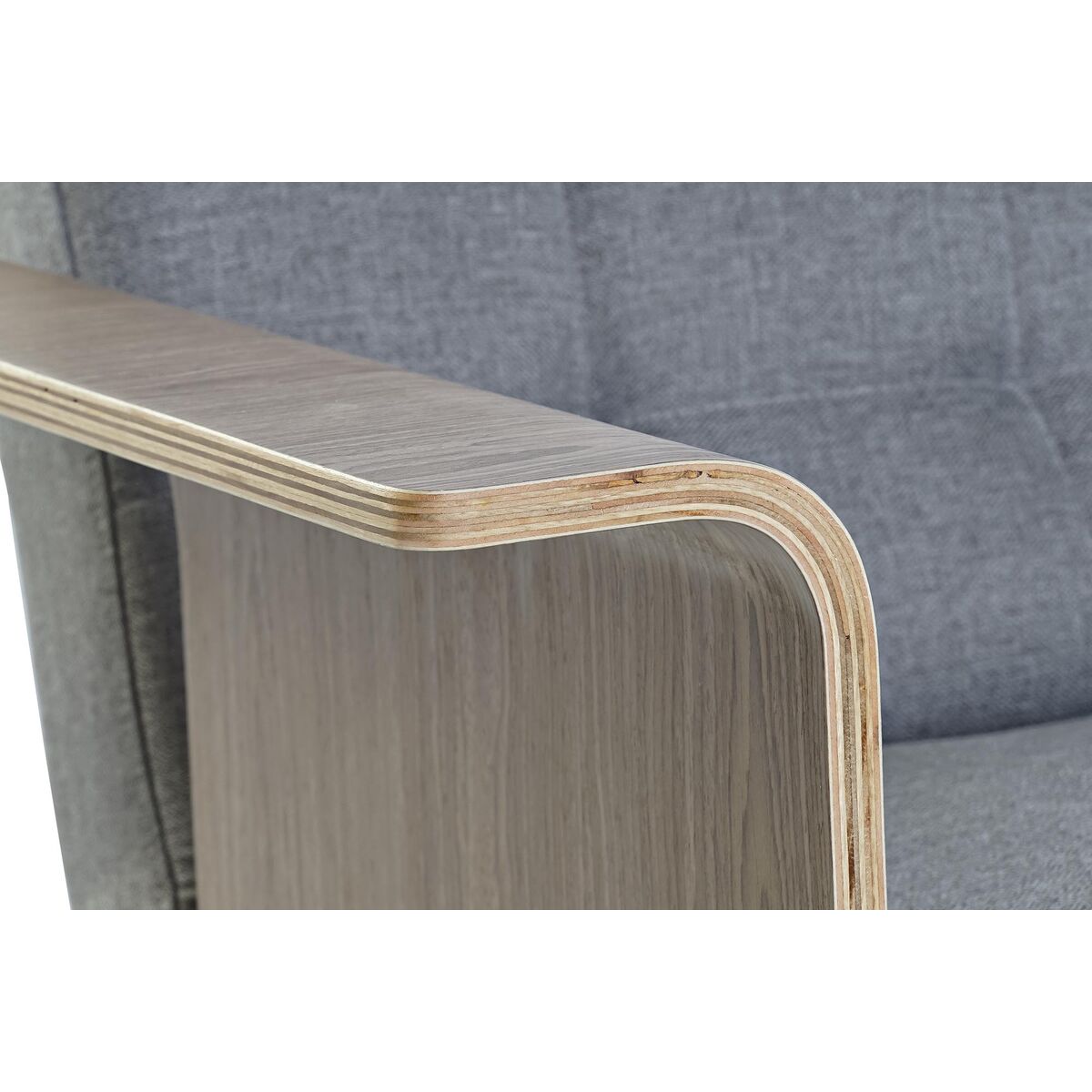 V7H12A6E926F0012BF4001F4AE5771449C7R6376702P4