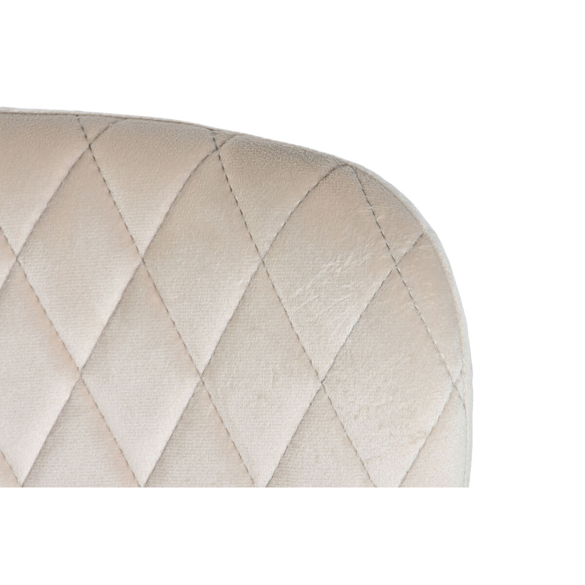 V6HD9743E4A54434E19CD95F8C02600B678R6375750P3