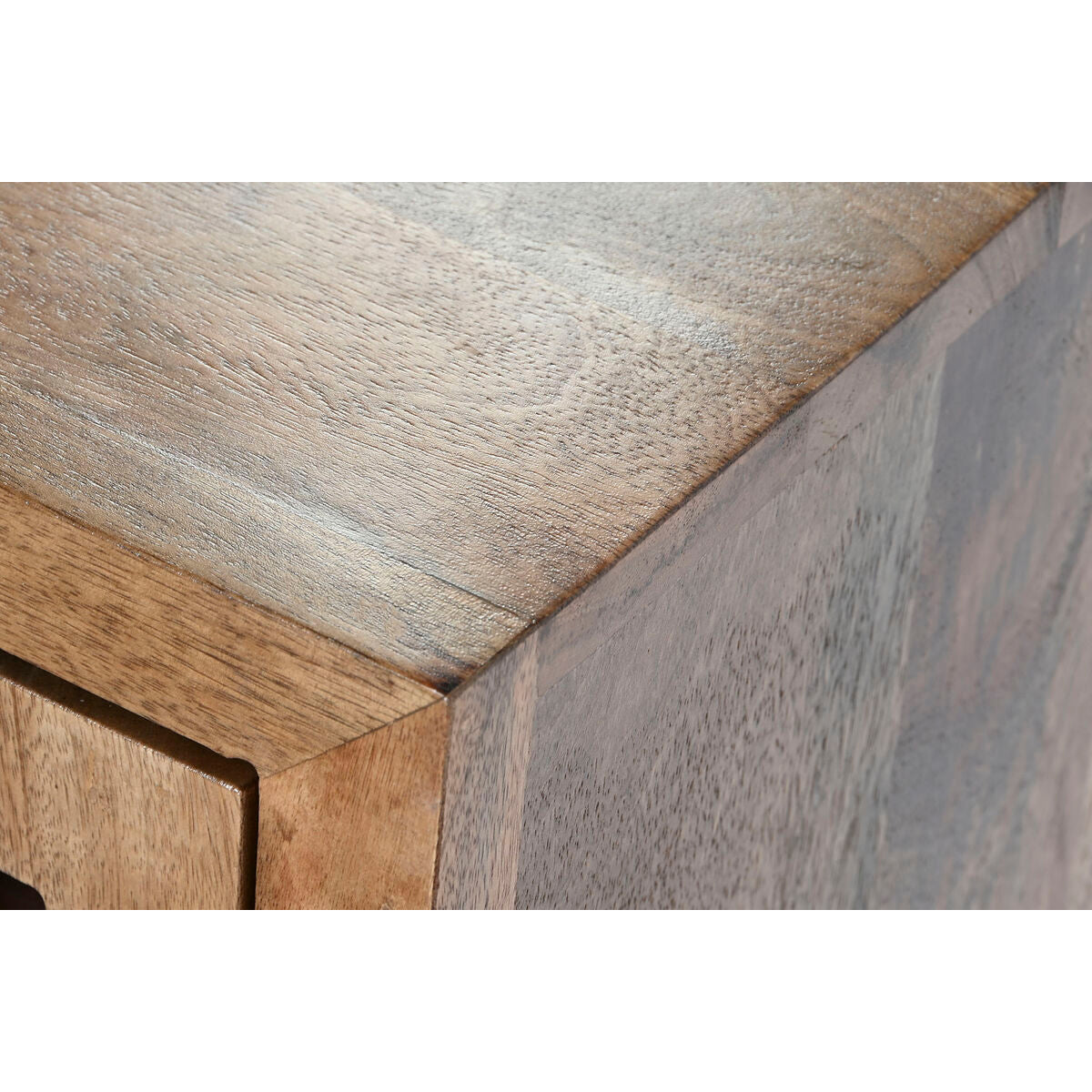 V7H24A6C28FF5DBC9480446C13B7561355DR6381788P4