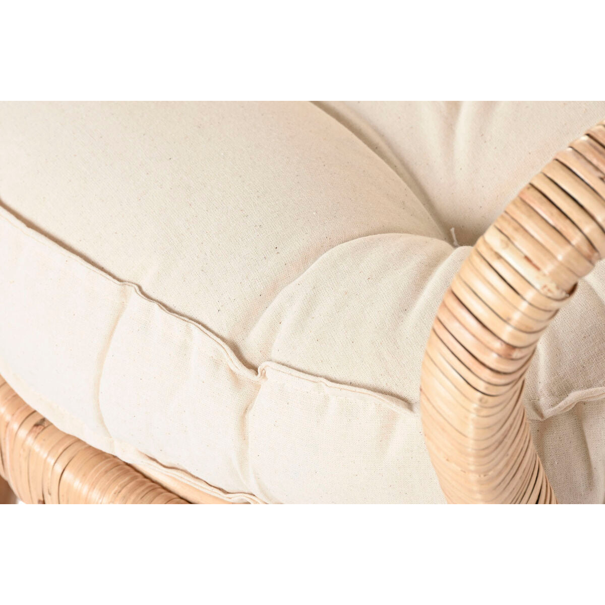 V4H82E089815BA490AD14608F3153A3B551R6387882P6