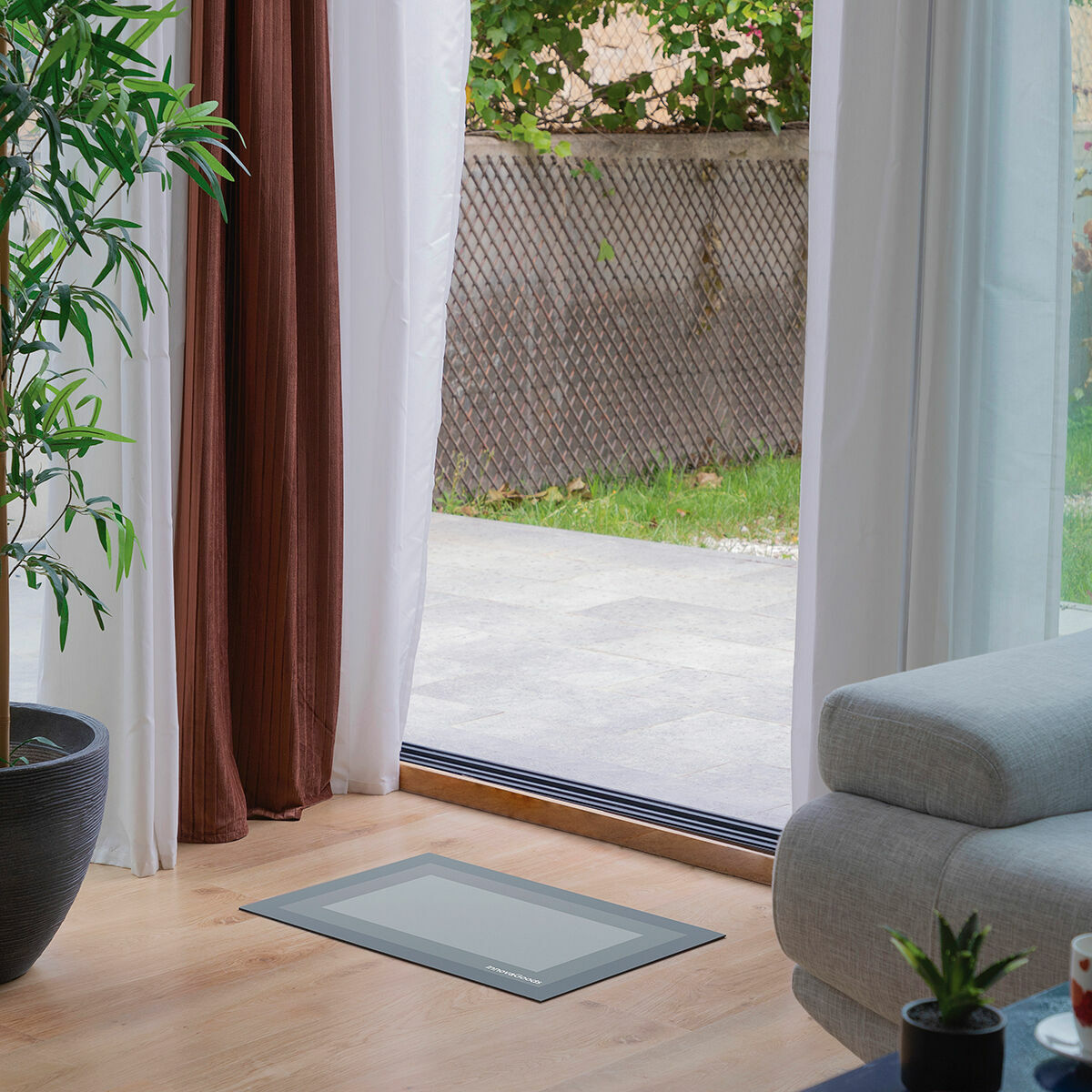 V8H7E5560DF1C03D050B9847DC1A9505A66R5226770P4