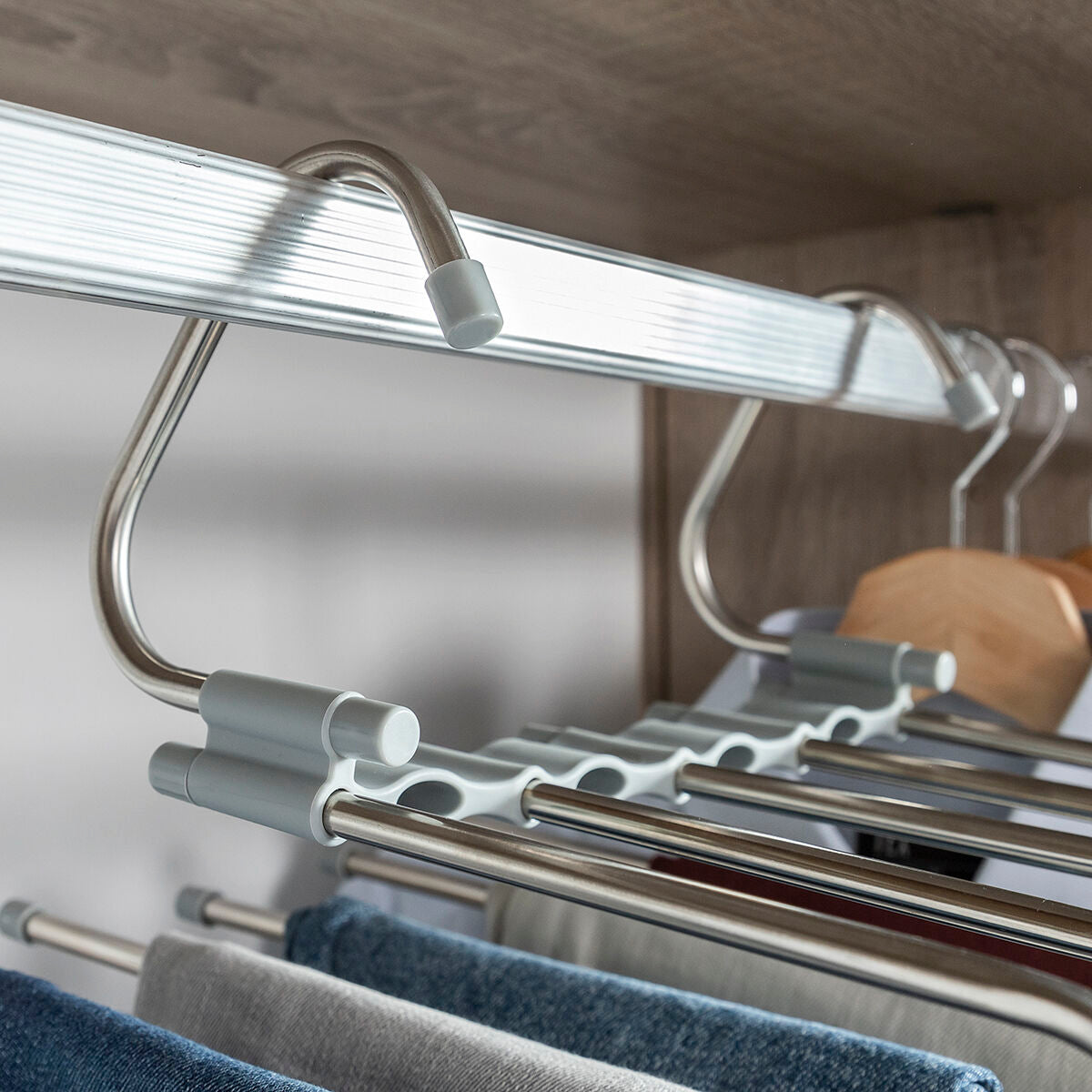 V11H0714837A0A7F6F5156E3AA39E30401B1R5277804P7