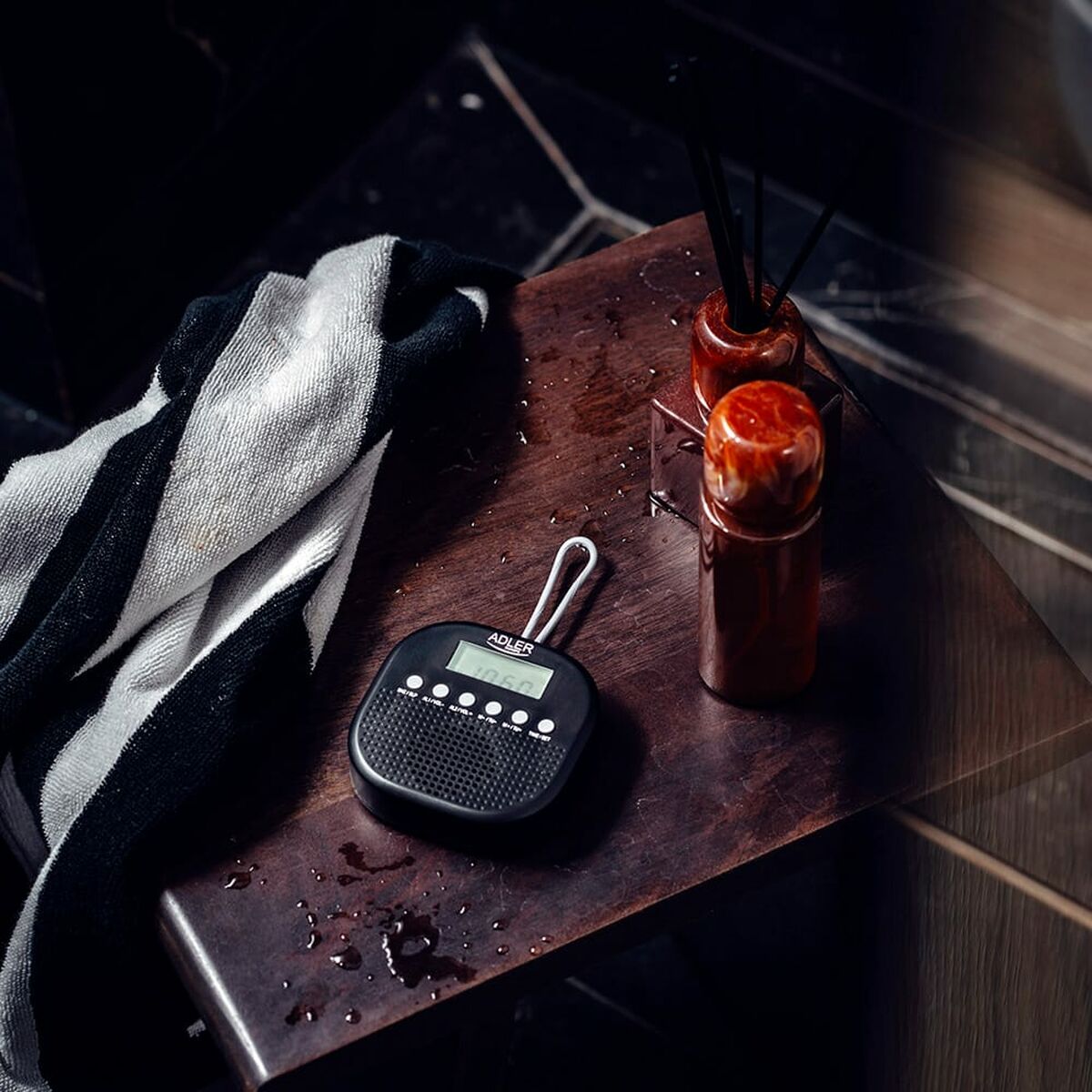 V2HFDBF9078202303BBC99421AF1D4A5E5DR5833227P7