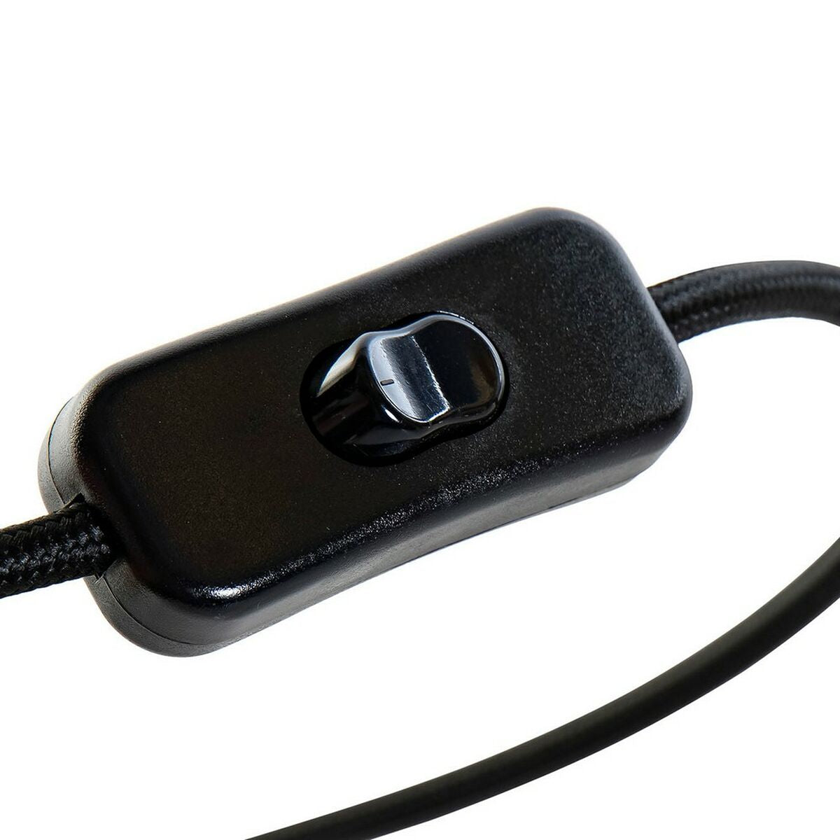 V9HD8ED605F56401203B0204D4B1DFCC20BR6372192P4