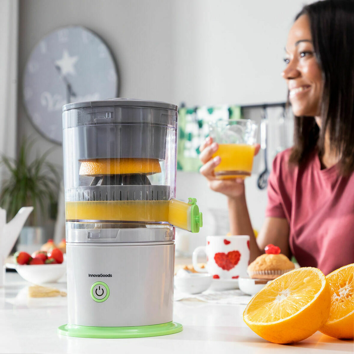 Exprimidor Recargable Automático Juisso InnovaGoods - Imagen 6